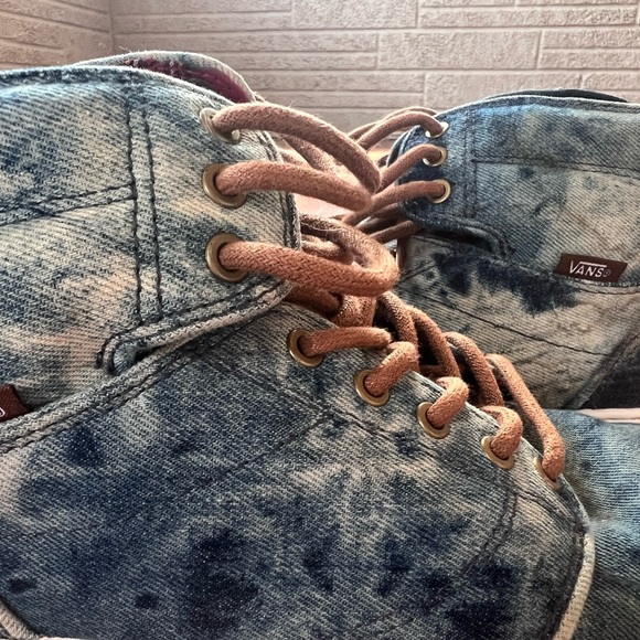 Vans sneakers Acid Wash Denim, size 8.5 - Picture 10 of 10